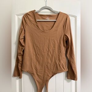 NUUDS Cinnamon Long Sleeve Scoop Neck Bodysuit